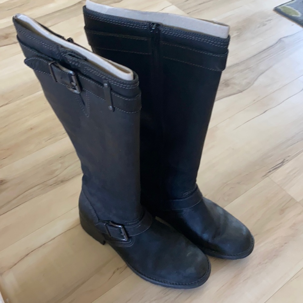 Clarks Boots- Orinoco Skip size 8.5